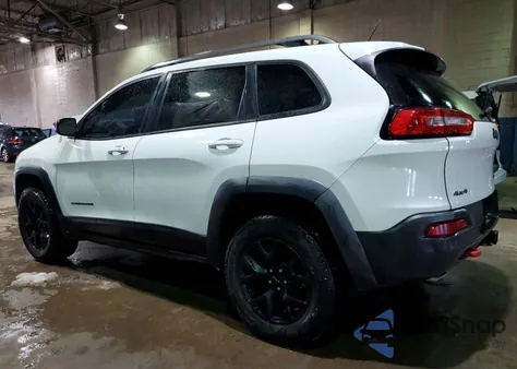 2015 Jeep Cherokee Trailhawk z USA, uszkodzony, nr VIN 1C4PJMBS7FW609741